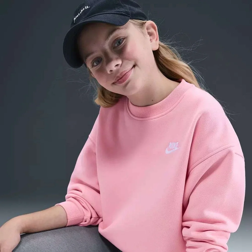 Nike sportswear club